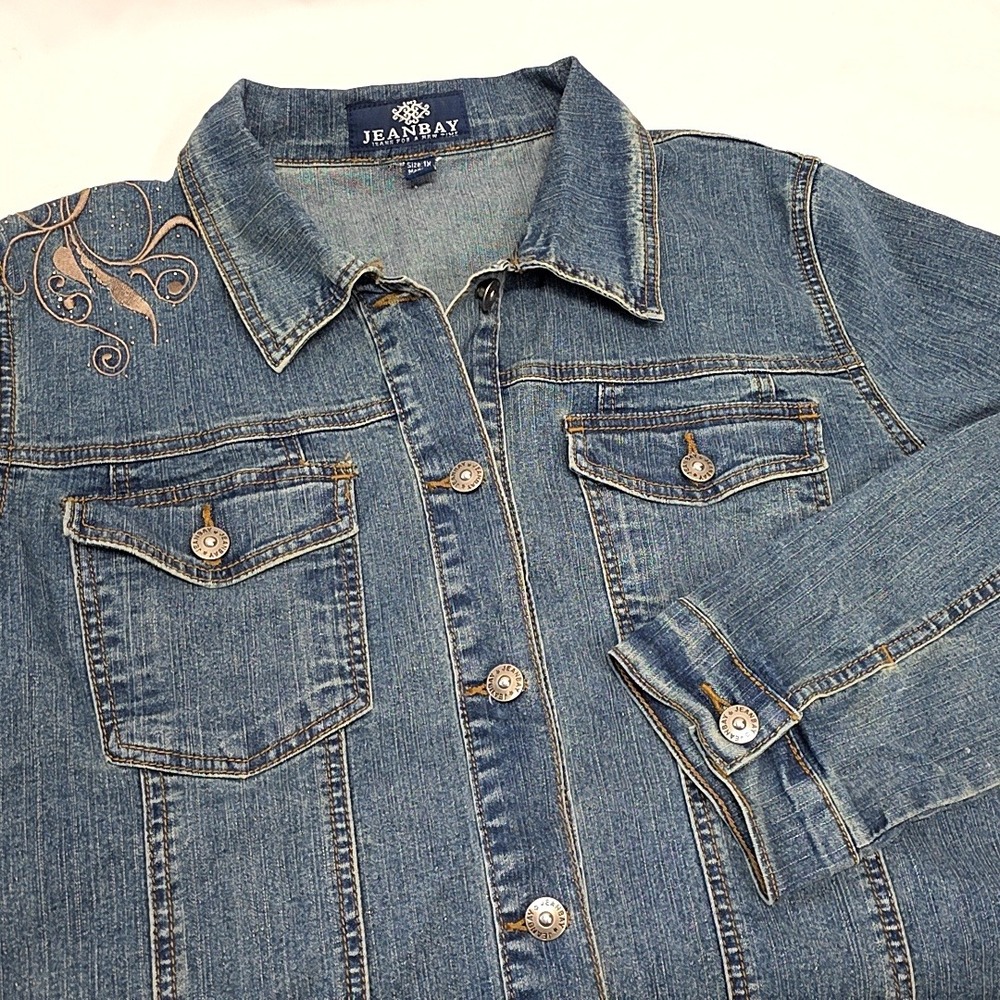 Vintage Jeanbay Denim Jacket Women 1X Blue Embroidered Scroll Trucker Jean Coat